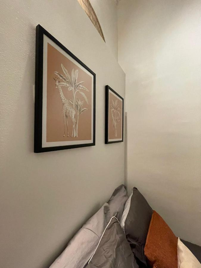 Abyad - A 300 M Des Arenes Apartamento Nîmes Exterior foto